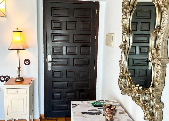 Hostal Servilia Carmona 
